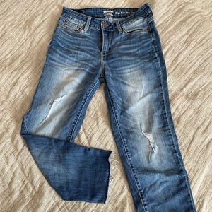 Signature by Levi Strauss high rise slim crop jeans size 2